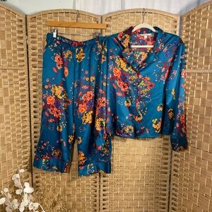 The Pioneer Woman Vibrant Floral Fabric